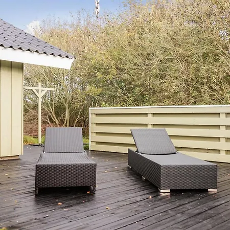 Nanne - 1km From The Sea By Interhome