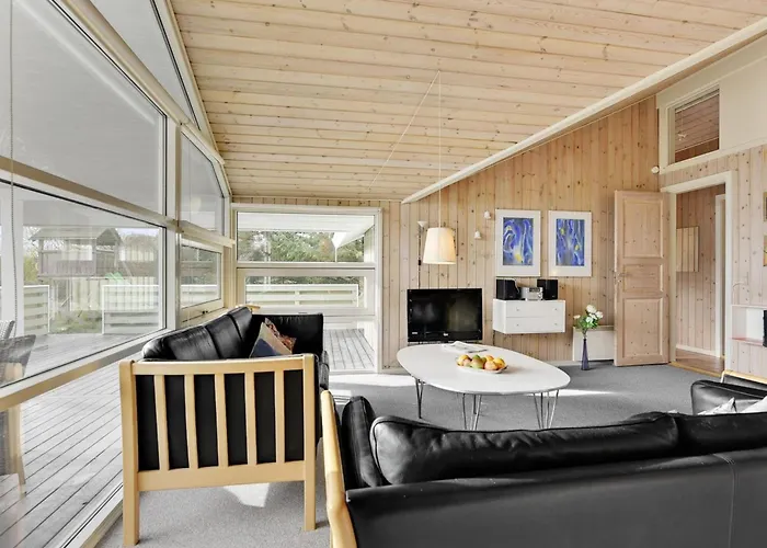 Nanne - 1km From The Sea By Interhome